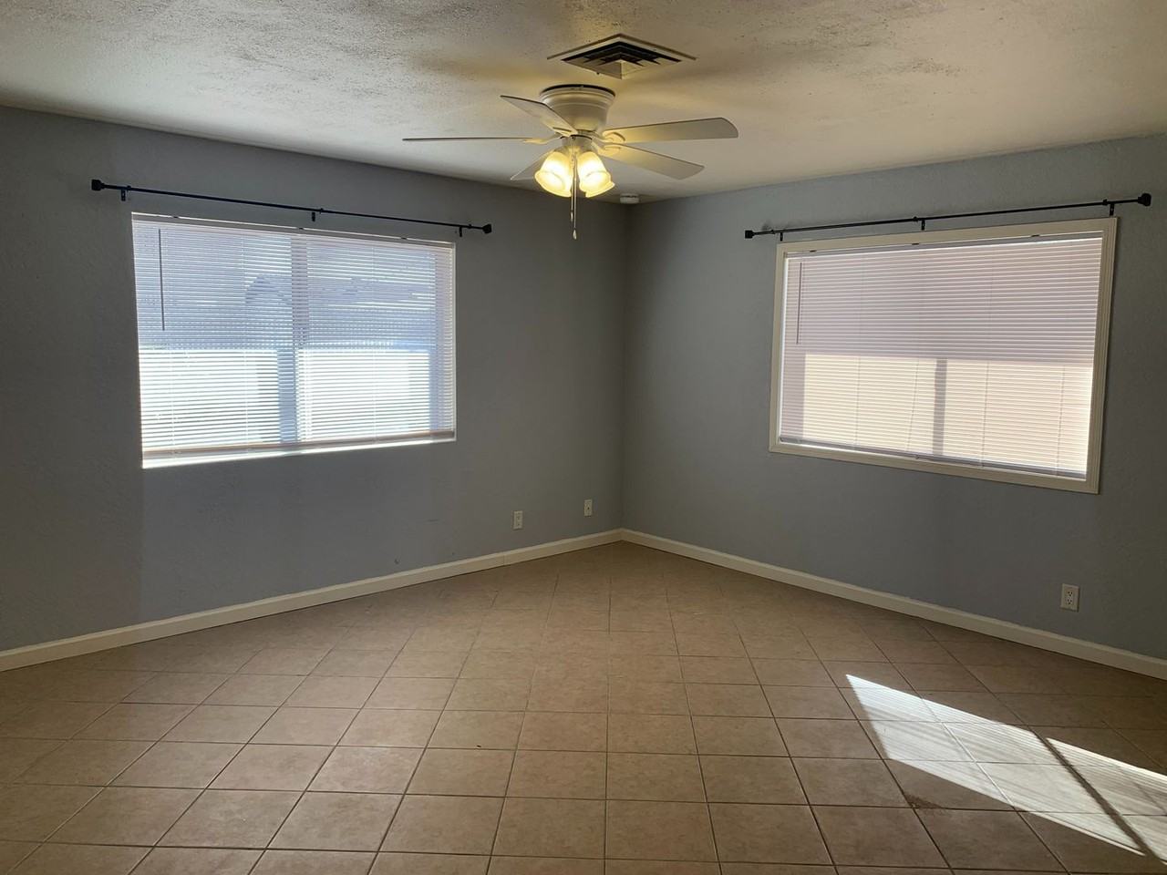 3710 Squaw Dr - Photo 5 of 16