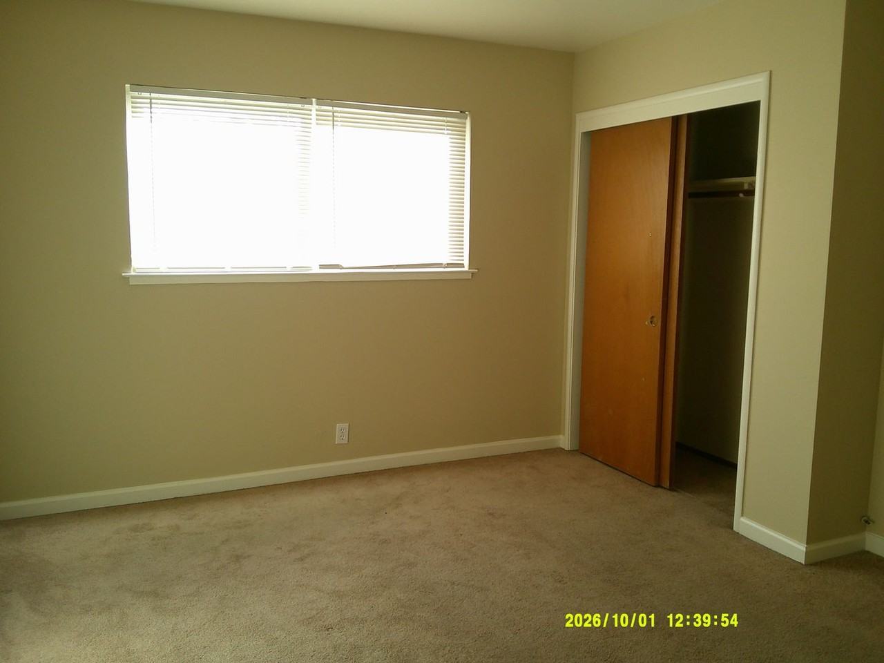 1754 Hemlock St - Photo 7 of 21