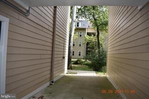 13100 Millhaven Pl #10J - Photo 4 of 40