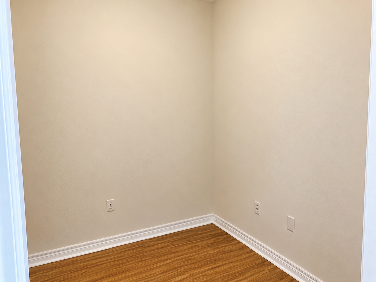 7768 Kennedy Road #603 - Photo 6 of 7