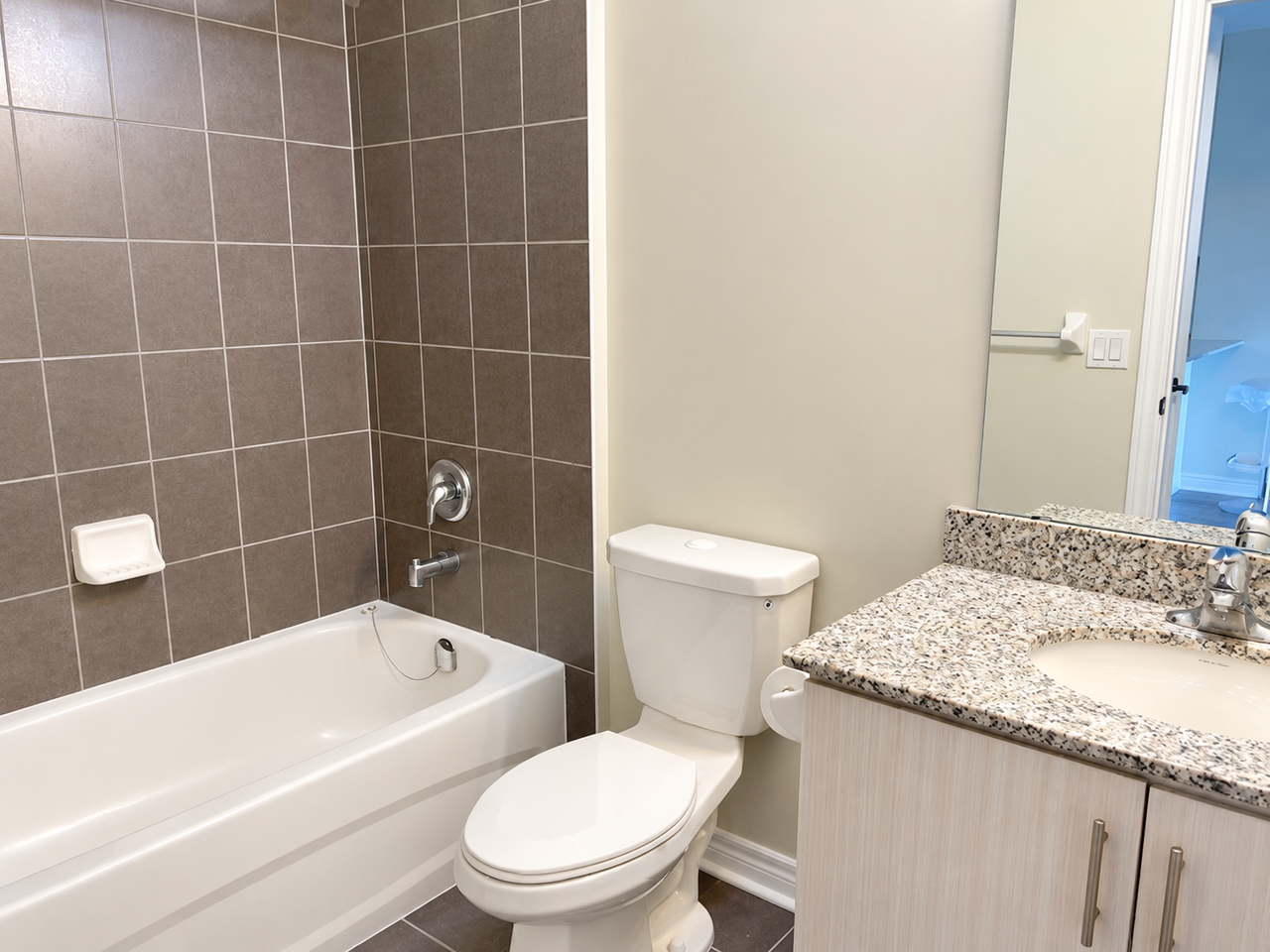 7768 Kennedy Road #603 - Photo 5 of 7