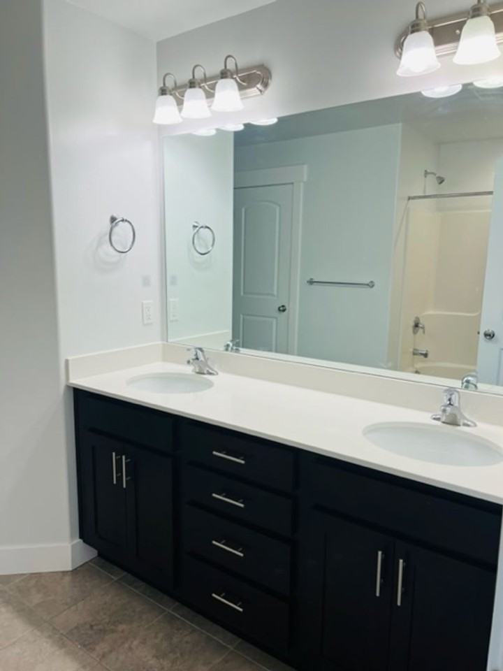 1734 N 3870 W - Photo 7 of 42