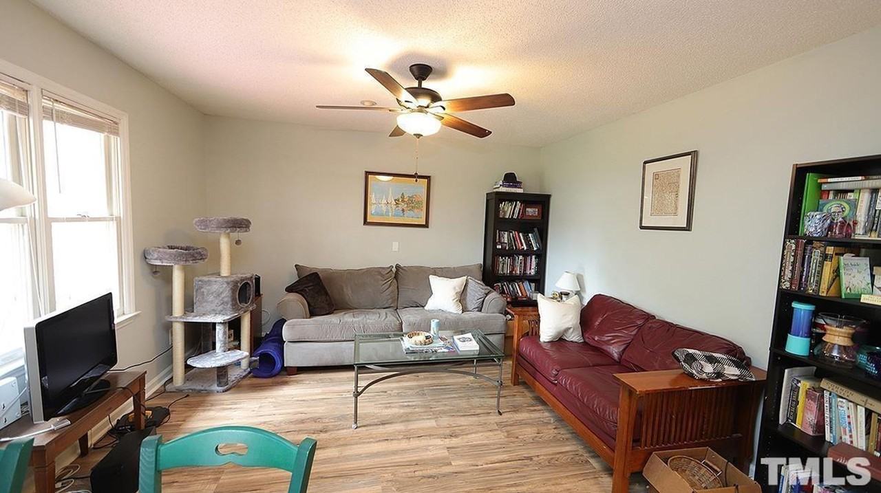 203 Laurel Ave - Photo 4 of 8