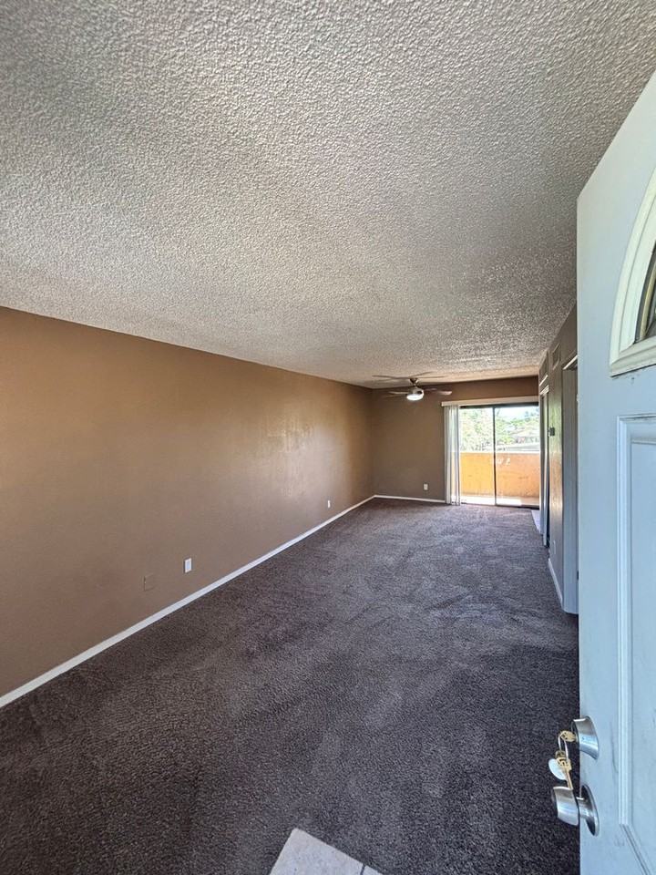 2818 N Tucson Blvd #201 - Photo 2 of 9