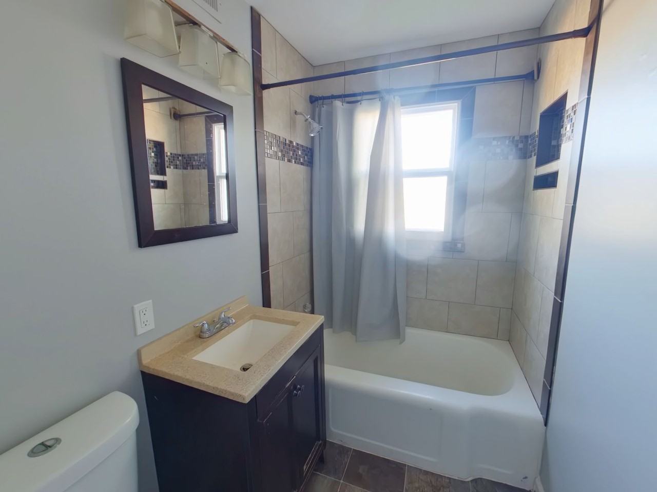 2833 E Ellen St - Photo 6 of 14