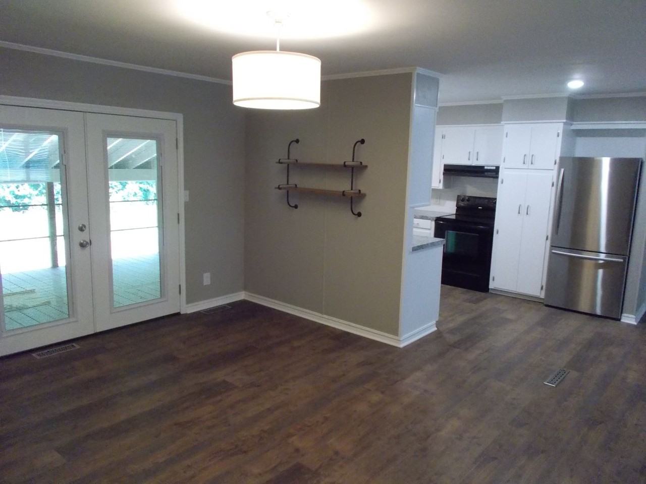 215 S Seattle Ave - Photo 6 of 22