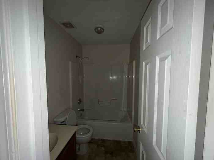 713 Eden Ter #C - Photo 2 of 8