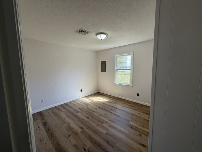 713 Eden Ter #C - Photo 3 of 8