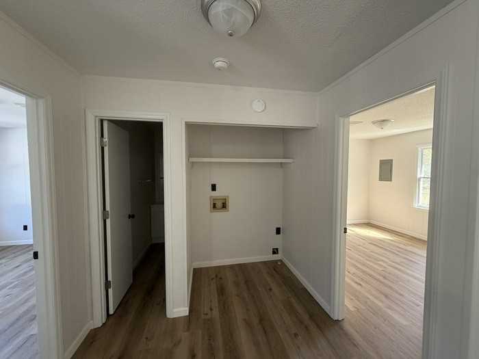 713 Eden Ter #C - Photo 4 of 8