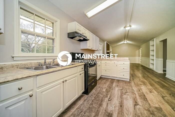 10 Foster Dr - Photo 5 of 14