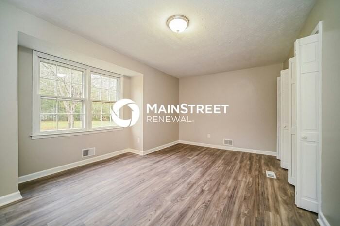 10 Foster Dr - Photo 7 of 14