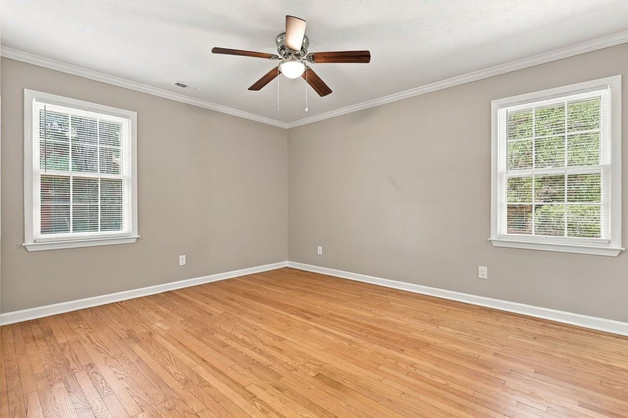 3612 Kincross Ave - Photo 6 of 39