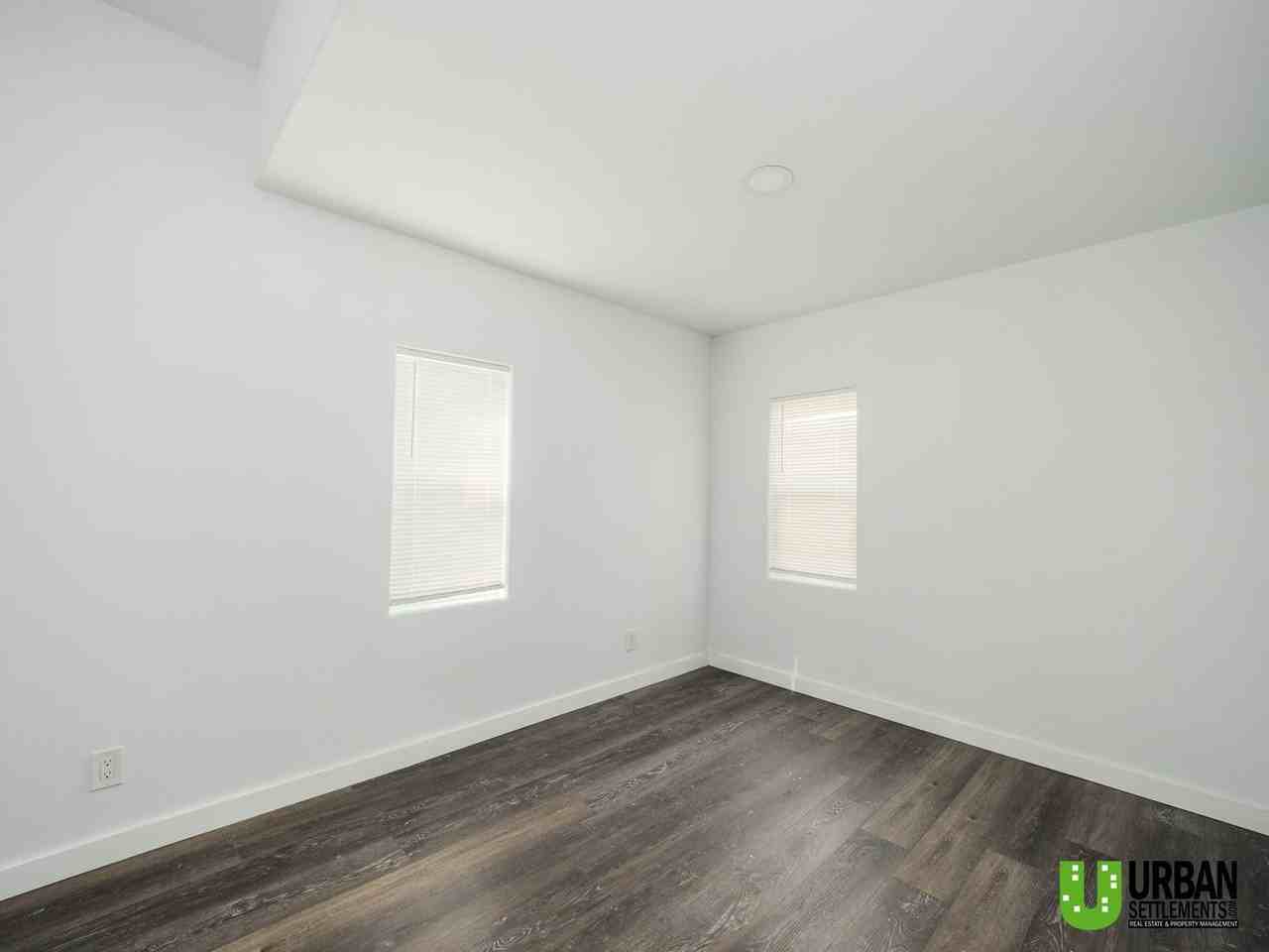 3803 E Wellesley Ave - Photo 7 of 14
