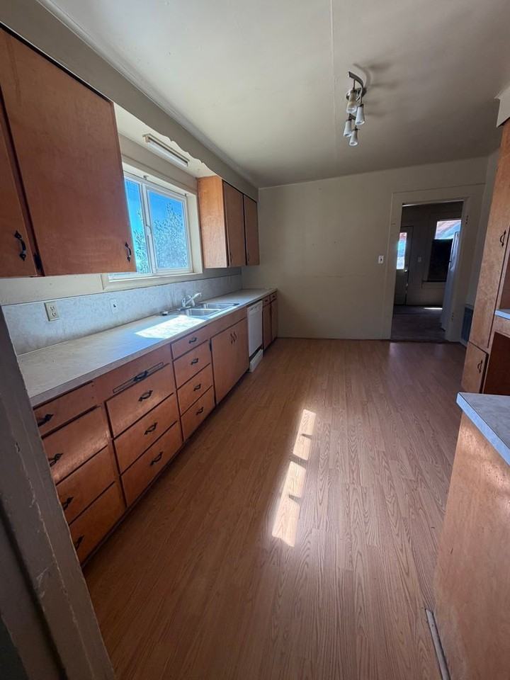 22222 Evans Rd - Photo 2 of 9