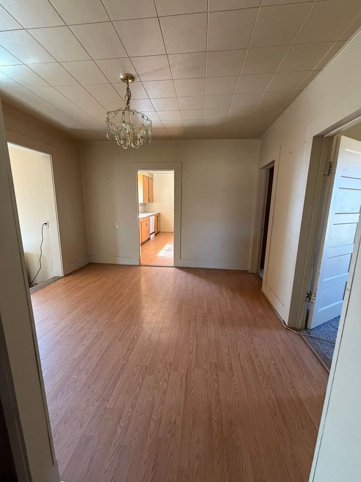 22222 Evans Rd - Photo 4 of 9