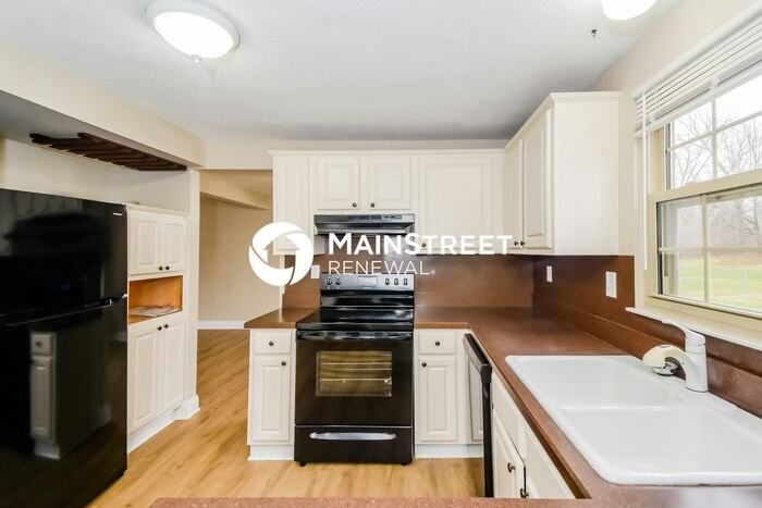 6145 Aspen Grove Dr - Photo 6 of 15