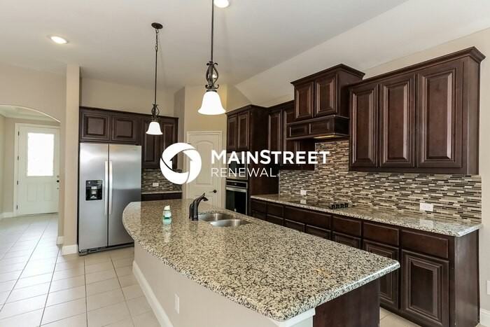 552 Washington Ave - Photo 5 of 15