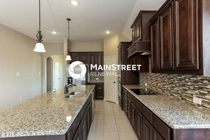 552 Washington Ave - Photo 6 of 15