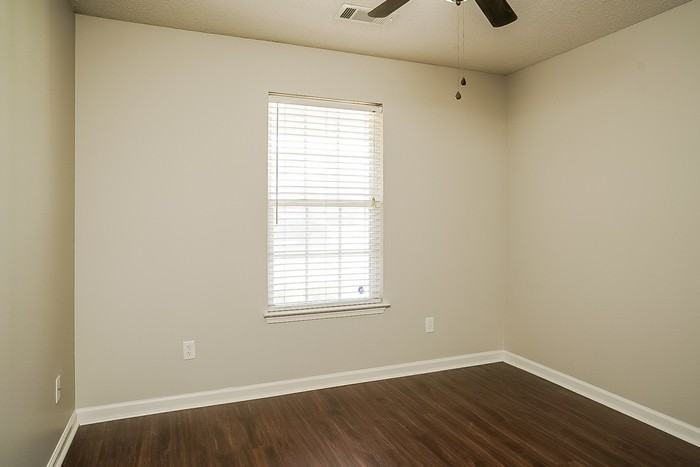237 Timber Lake Dr - Photo 6 of 10