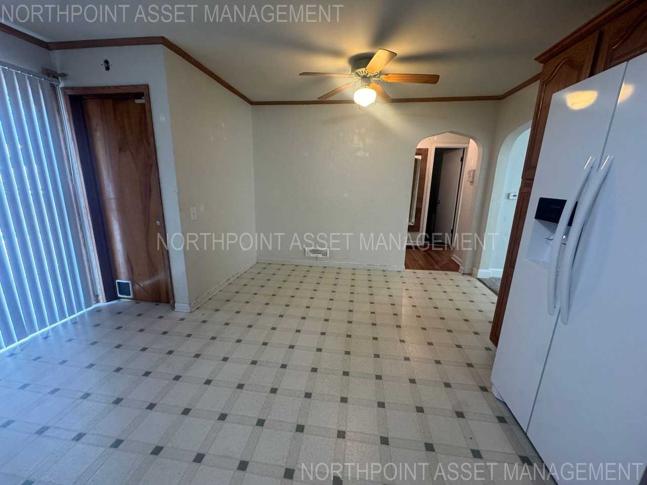 9708 E Kentucky Rd - Photo 4 of 18