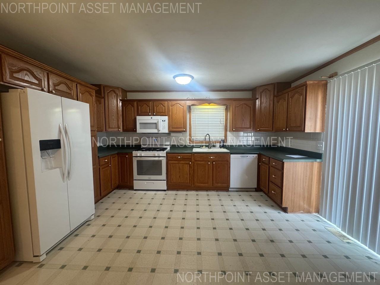 9708 E Kentucky Rd - Photo 5 of 18