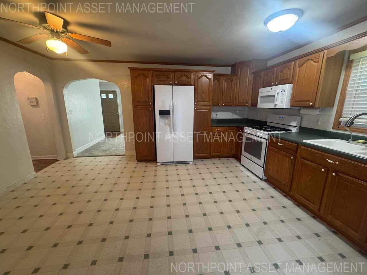 9708 E Kentucky Rd - Photo 6 of 18