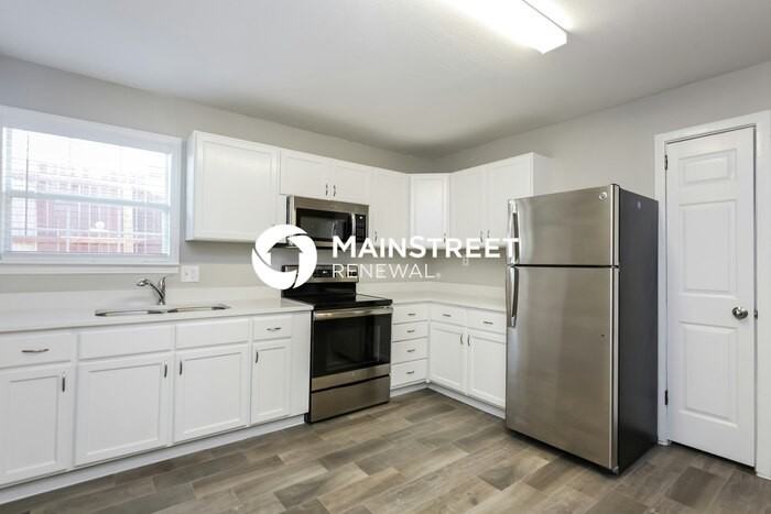 1420 Paintbrush St - Photo 7 of 16
