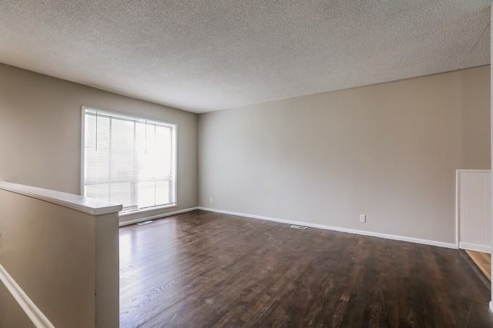 904 N Choctaw Ave - Photo 5 of 10