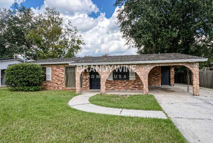 7423 Leroy Dr - Photo 2 of 20