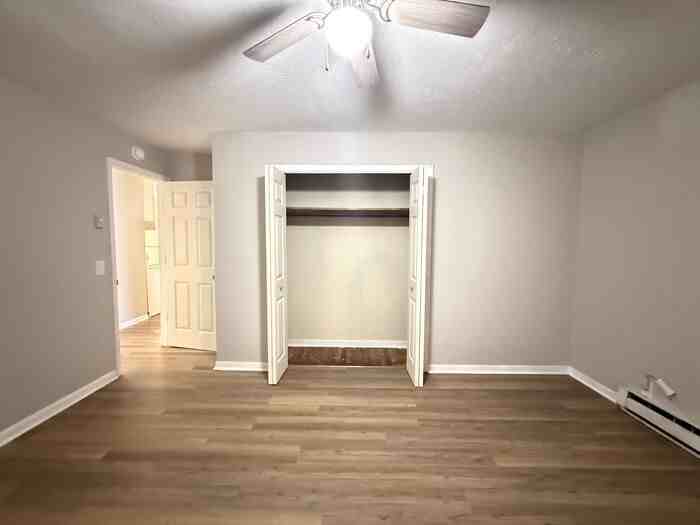 1621 Arthur Ave #B - Photo 4 of 15