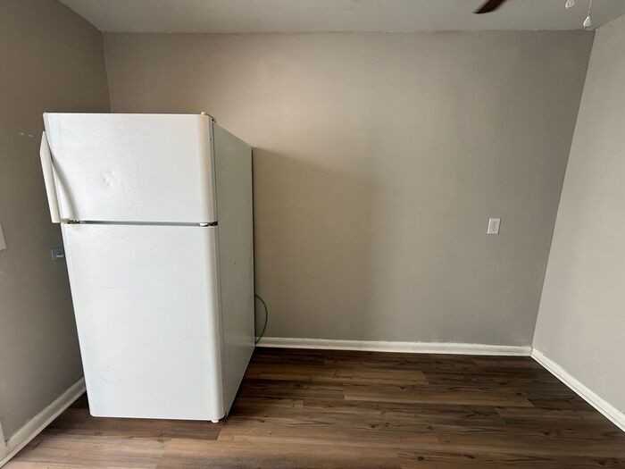 1621 Arthur Ave #B - Photo 7 of 15
