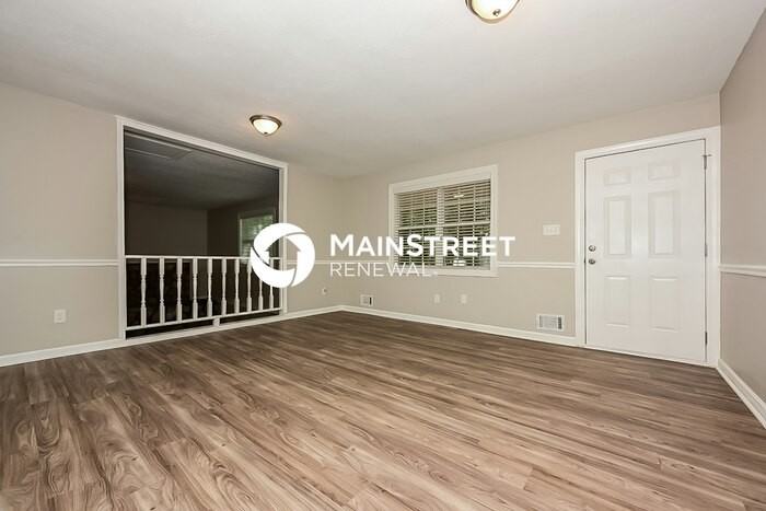292 Tunis Rd - Photo 4 of 15