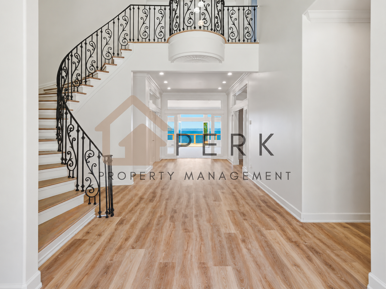 3065 Oak Bay Rd - Photo 3 of 16