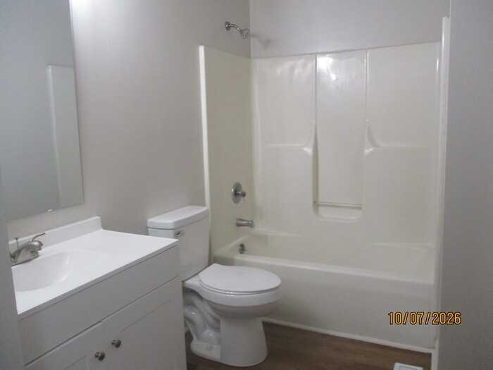 412 Easy St - Photo 7 of 14
