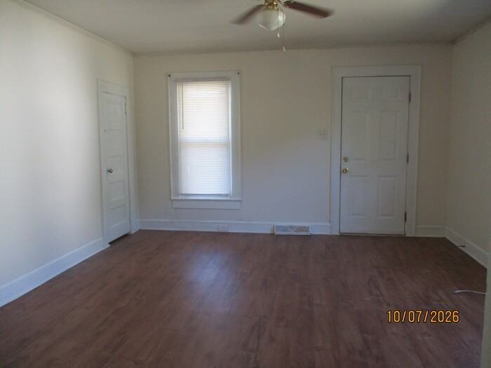 2813 S Ridge Ave #A - Photo 2 of 7