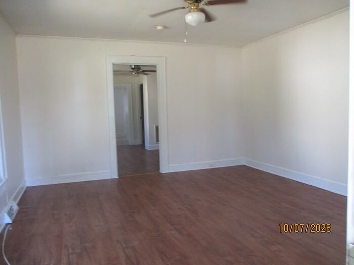 2813 S Ridge Ave #A - Photo 3 of 7