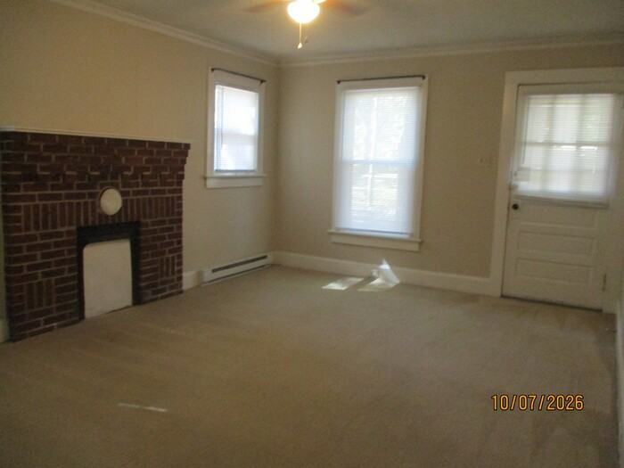908 W B St #908 - Photo 2 of 9