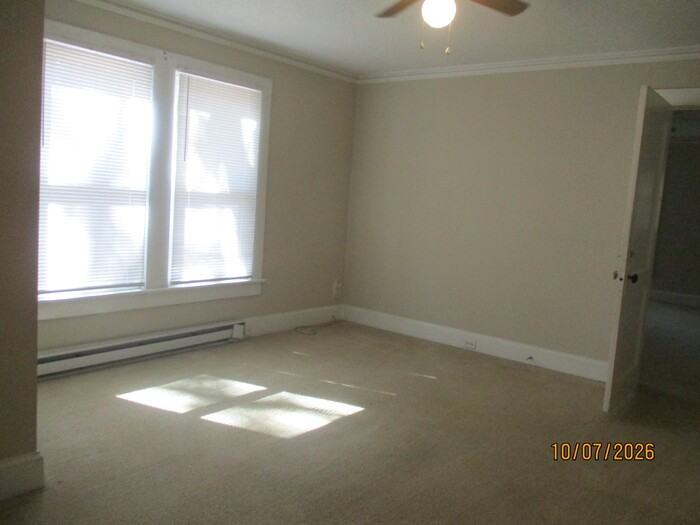 908 W B St #908 - Photo 7 of 9