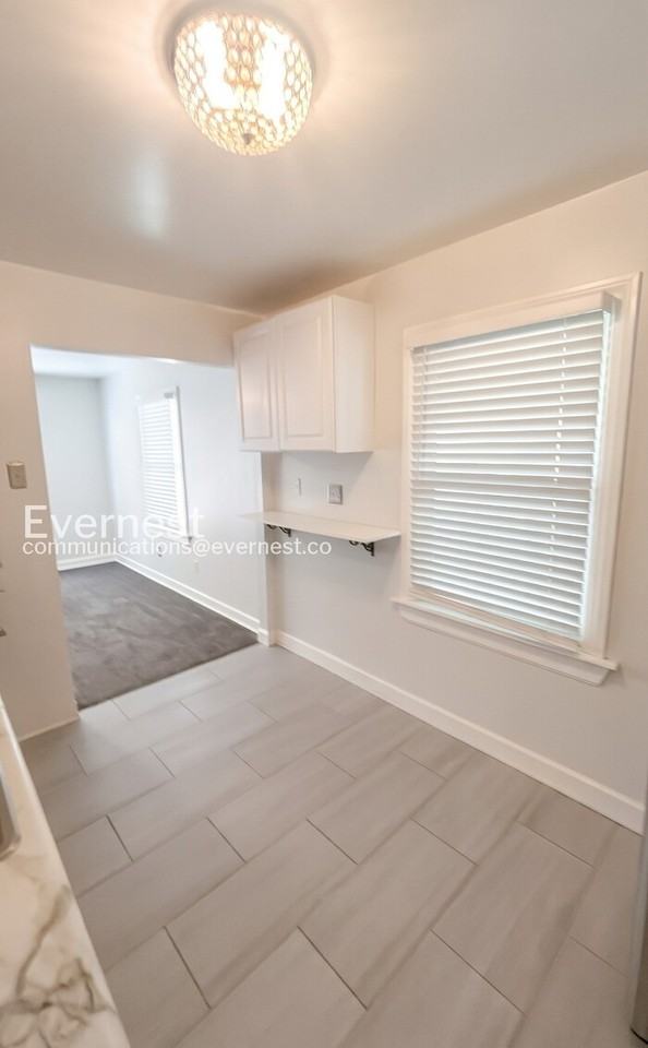 6227 Evergreen Blvd - Photo 7 of 18