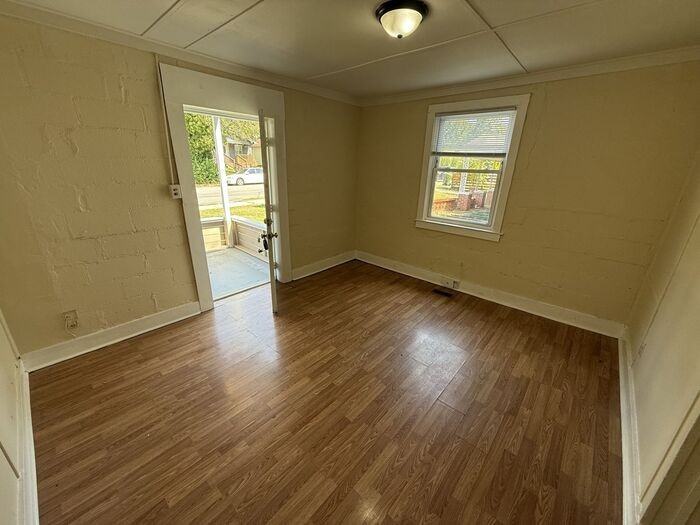 604 Bragg St #12 - Photo 2 of 10