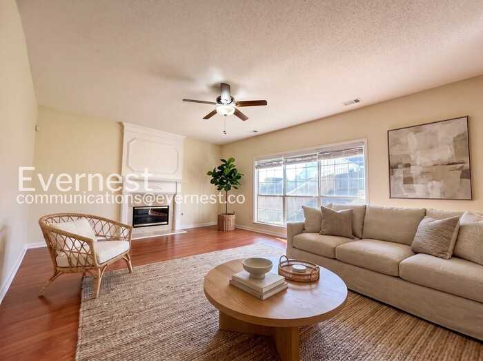 1330 Eastbrooke Trce - Photo 3 of 29