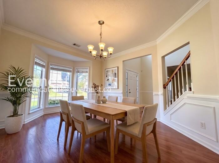 1330 Eastbrooke Trce - Photo 4 of 29
