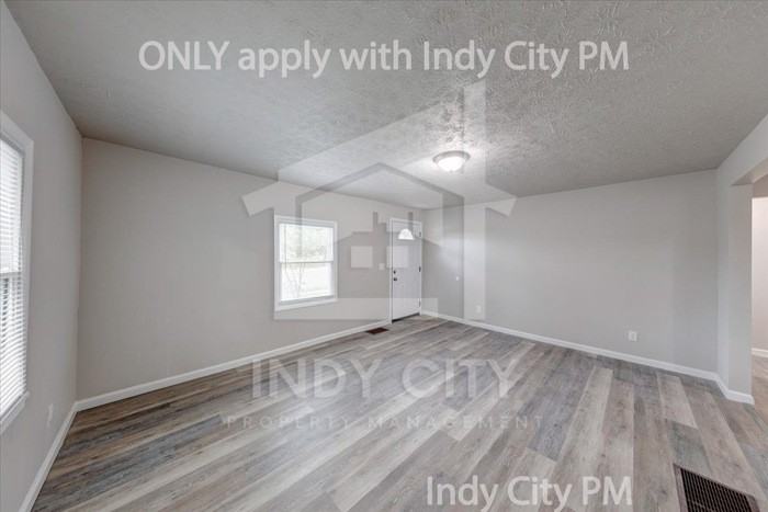 3911 N Emerson Ave - Photo 6 of 22