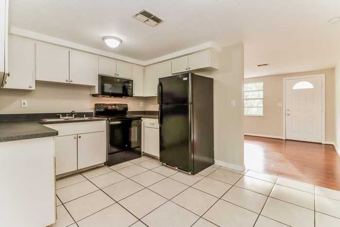 6622 Atis St - Photo 6 of 13