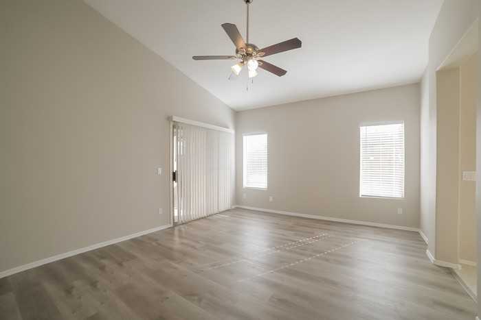 40815 N Mantle Ct - Photo 6 of 16
