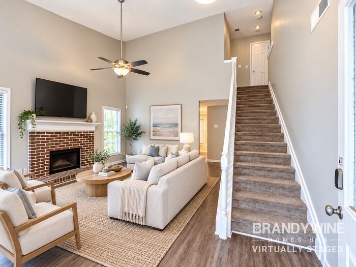 4988 Truitt Ln - Photo 3 of 24