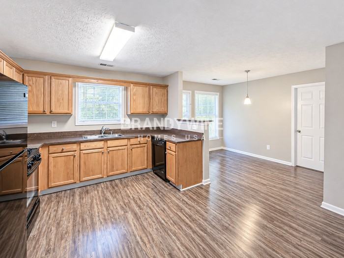 4988 Truitt Ln - Photo 7 of 24