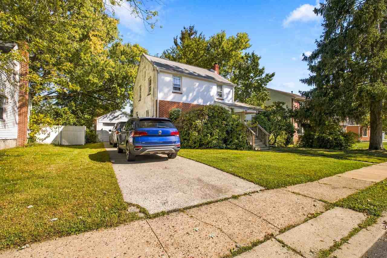 111 Tyre Ave - Photo 2 of 25
