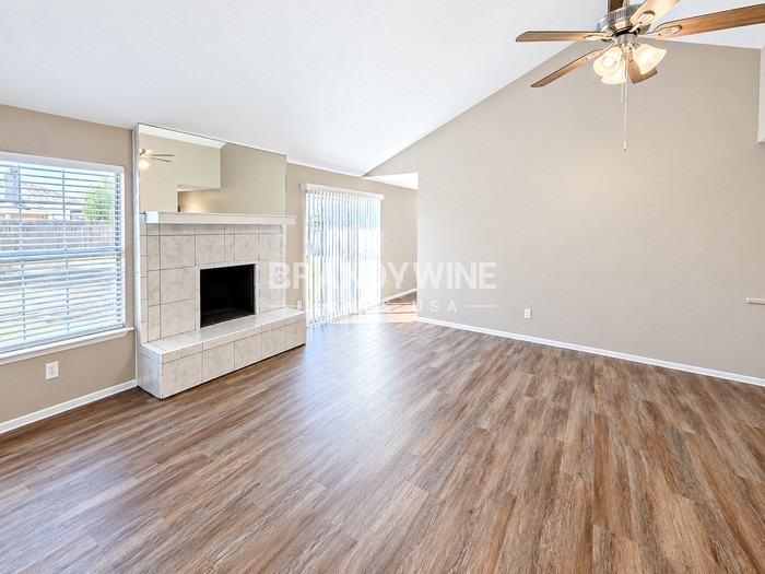 1420 Augusta Rd - Photo 4 of 25