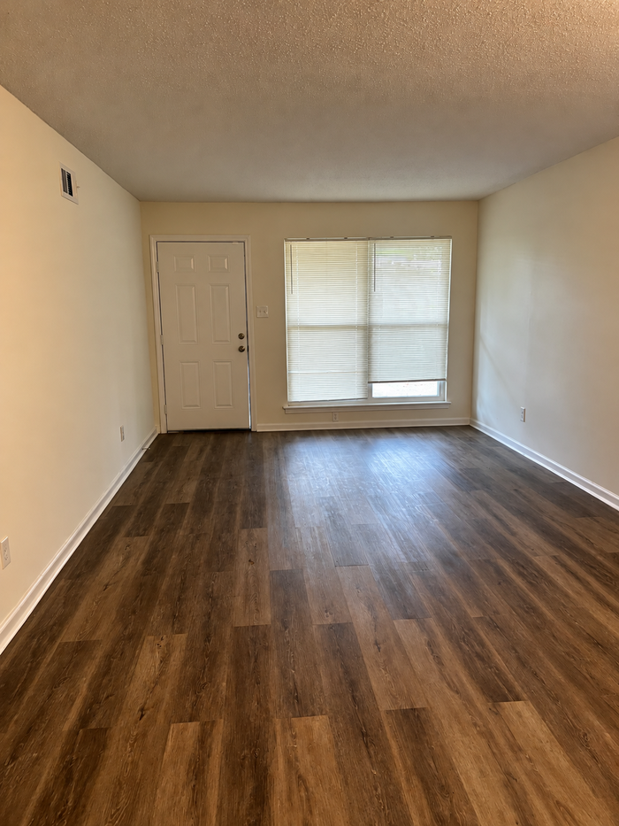 2947 Carnes Ave - Photo 2 of 8